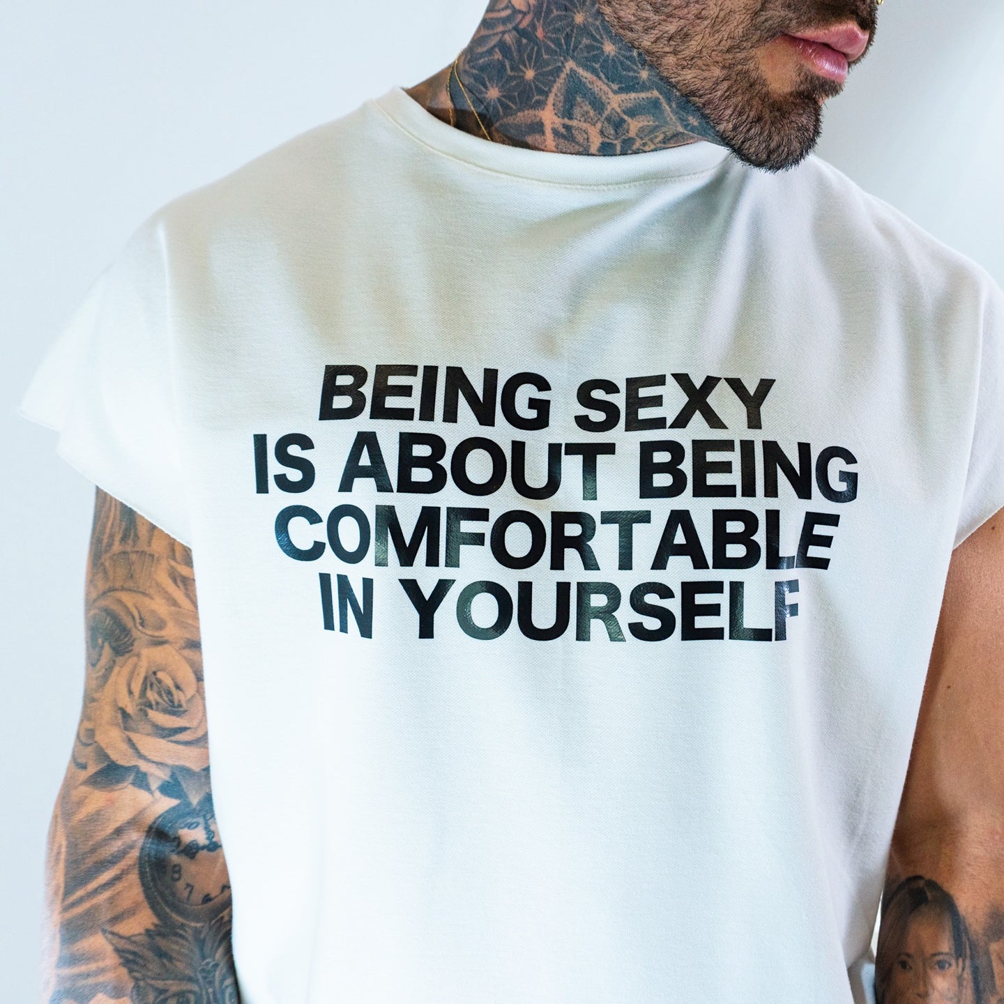 Camiseta Sexy - Off